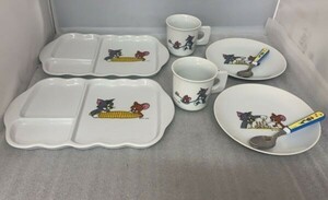 B1049→Tom & Jerry トムとジェリーランチセット　 美濃焼 　日立記念品　食器 グッズ 　スプン 丸皿 昭和レトロ