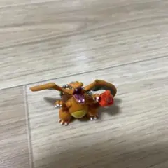 ポケモン　キーホルダー　リザードン