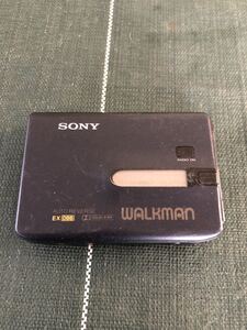 ★SONY ソニー WM-FX70 ウォークマン カセット　ラジオ搭載　カセットプレーヤー WALKMAN カセットウォークマン ジャンク扱い★