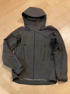 希少　XS Patagoniaレインジャケット　スーパーアルパイン　ゴアテックス　h2no モンベル Jacket トリオレットジャケット　止水ジップ