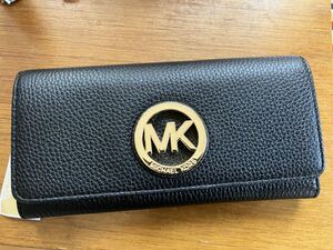 新品未使用保管品☆マイケルコース MICHAEL KORS 長財布 兼用☆専用箱なし☆ＵＳＡ正規店購入