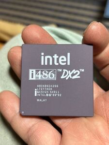 。Intel DX2 i486DX2 インテル マイクロプロセッサ A80486DX2-66 SX911。新品。未使用