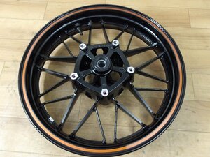 中古部品入庫　カワサキZ900RS　純正フロントホイール　程度良好　17×3,５F0666