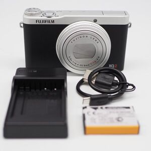 ■極上品■ FUJIFILM XQ2 シルバー 199001