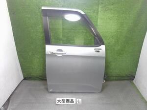 トヨタ（TOYOTA）※同梱不可※ルーミー M900A 右フロントドア 右前ドア カラー S28 品番 67001-B1060