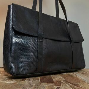 1円~美品 ボッテガヴェネタ イントレチャート BOTTEGA VENETA ブラック トートバッグ ビジネスバッグ 大容量 イントレッチオ　パイソン