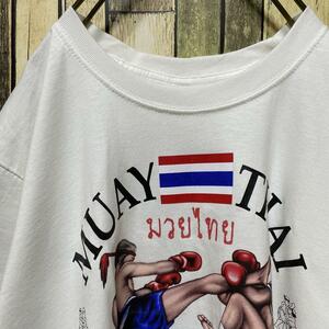 《人気デザイン》Muay Thai7 白☆Tシャツ 2XL デカロゴ