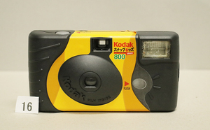 ｗ１６　写ルンです　(Kodak ・スナップキッズ８００)　電池フィルム抜き済品　定形外便発送可