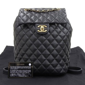 【本物保証】 布袋・保付 超美品 シャネル CHANEL マトラッセ ココマーク バックパック リュックサック レザー 黒 シール付 26番台 A91121