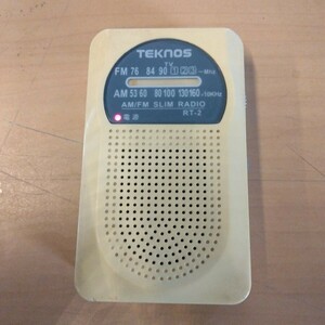 TEKNOS RT-2 ポケットラジオ FM/AM テクノス 単四電池付 ジャンク 60サイズ