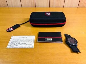 ☆ LUMINOX ルミノックス 7050シリーズ ブラック 腕時計 ケース説明書付き ベルト切れ 不動品