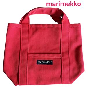 marimekko マリメッコ　可愛い♪ランチバッグにも。真っ赤なトートバッグ キャンバストートバッグ バッグ