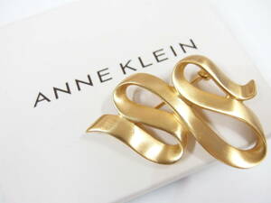 ANNE KLEIN アンクライン ゴールド ブローチ　/　MA555