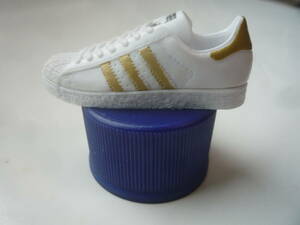 PEPSI adidas スニーカーボトルキャップ ペプシ アディダス★1.SPST white x gold【即決】