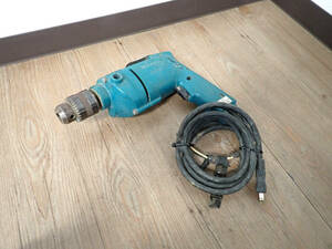 中古 13mm 電動ドリル makita DP4700 マキタ 100V 510W 本体 穴あけ 電動工具 電気 DIY 道具 リフォーム 建築 建設 大工