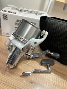 美品 シマノ スーパーエアロ テクニウム Mg SHIMANO SUPER AERO TECHNIUM 巻き感なめらか ロングハンドル付き