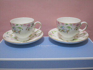 新品　WEDGWOOD／ウェッジウッド　SWEET　PLUM／スウィートプラム　ペアカップ＆ソーサー（リー）