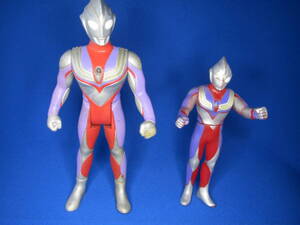 ウルトラマン 　ソフビ　　フィギア　「ウルトラマンティガ」　高さ１８cm・１２ｃｍ