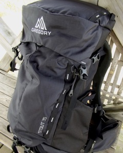 美品　使用2~3回　 Gregory 登山用バックパック　（旧モデル）スタウト35　容量35L 色：ブラック　レインカバー付属