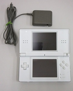 602◇NINTENDO/ニンテンドー DSLite 本体 USG-001 ホワイト 画面黄ばみあり