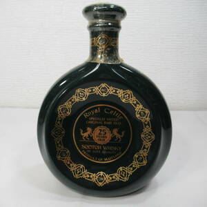 Royal Celtic（ロイヤル セルティック）25年 43％ 750ml 陶器ボトル 0824C