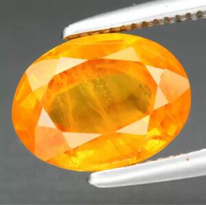 天然イエローサファイア 1.82 Ct カラット