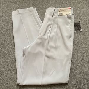 パンツ　スラックス　UNIQLO