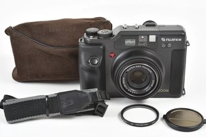 ★良品★FUJIFILM フジフイルム GA645 Zi Professional ブラック ボディ 希少品♪/p87