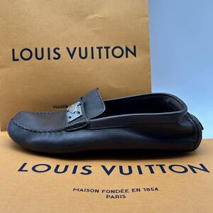 1円 LOUIS VUITTON ルイヴィトン 【王者の風格】 メンズ ドライビングシューズ スリッポン 革靴 靴 LVロゴ 金具 ブラウン 5 1/2 25cm相当