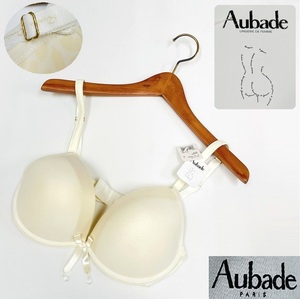 未使用品 /C90/ Aubade BIJOU ホワイト系 パデッドブラ ブラジャー タグ レディース フランス パール ビジュー 大人可愛い下着 オーバドゥ