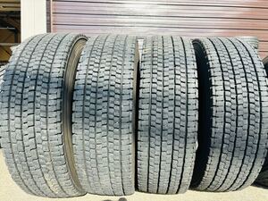 ◆ST15◆295/80R22.5 153/150J 大型トラック用スタッドレスタイヤ 2023年製 バリ山 4本セット