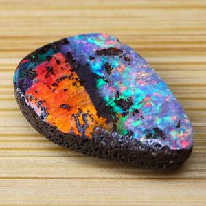 オーストラリア産 天然ボルダーオパール2.97ct boulder opal