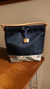 BURBERRY　アクセサリー　ポーチ/ワンハンドルバッグ　ノバチェック　三陽商会