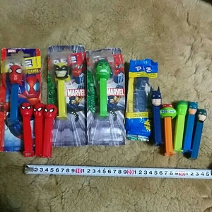 PEZ ペッツ　マーベル　ニンジャタートルズ　バットマン　スパイダーマン　ウルバリン　ハルク　オールドペッツ　足なし　バットマン　