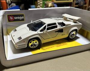 カウンタック Bburago 1/18 Lamborghini Countach 1988. white. ブラーゴ 未使用品