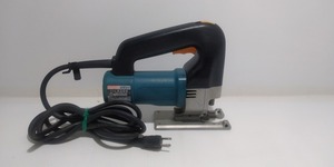 美品　Makita マキタ モデル 4304 ジグソー 500～3000/min 電動工具 木材加工 切断機 AC100V