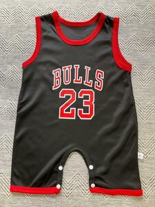 【新品】 ベビー服　JORDAN #23 マイケル・ジョーダン NBA ブルズ　BULLS 赤ちゃん ロンパース ユニフォーム バスケ ショートオール 80　黒