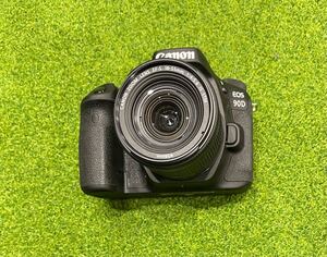 Canon EOS 90D