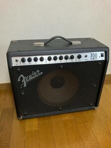 Fender Roc-Pro 700 コンボアンプ 70W