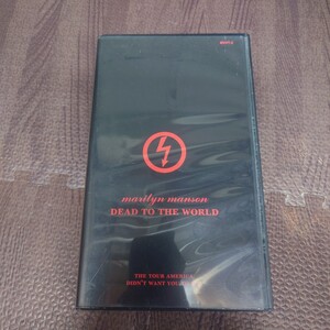 【中古】VHS　MARILYN MANSON　DEAD TO THE WORLD　日本版VHS　ビデオテープ　マリリン・マンソン　希少　レア　【管理No.2242】