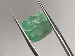 【国内鑑別書付き】天然 エメラルド 超特大7.288Ct emerald beryl 本物保証 ルース パワーストーン 宝石 ベリル 鉱物 鉱石 loose gemstone