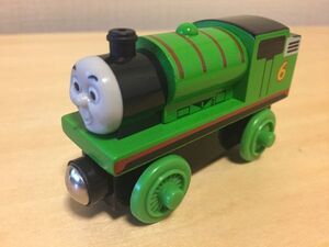 ラーニングカーブ★きかんしゃトーマス木製シリーズ★パーシー★ PERCY