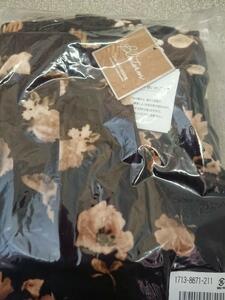 新品 花柄 ベロアパンツ・キュロットスカート Мサイズ Ｗ64-70㎝