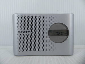 ★☆SONY ワイドFM対応 FM/AMコンパクトラジオ ICF-M55 シルバー 動作品 オマケ新品電池付き☆★