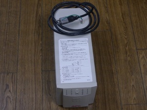 【送料無料・即決あり】UPS（無停電電源装置）APC社製 SU700J 中古動作品（バッテリーは含まれません）