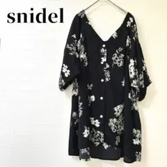 snidel スナイデル ブラウス 5分袖 半袖 肩あき 花柄 黒 F