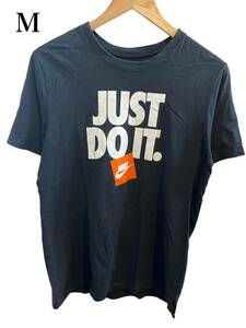 ナイキ　NIKE ブラック シャツ 黒 半袖 ロゴ ロゴTシャツ　Tシャツ カットソー 半袖Tシャツ　半袖シャツ　ウィメンズ