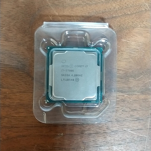 【動作確認済】CPU Intel Corei7-7700K 4.20GHz-4.50GHz 4C8T FCLGA1151 パソコン PCパーツ