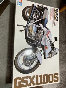 【新品未開封】1/6 スズキ GSX 1100S カタナ/タミヤ オートバイシリーズ/青島文化教材社/アオシマ/カスタム/カワサキ/ヤマハ/ホンダ