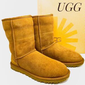 ☆即決・送料無料☆【保存箱付】UGG アグ Classic Short クラシックショート チェスナット 23cm シープスキン カジュアル 本革 レディース